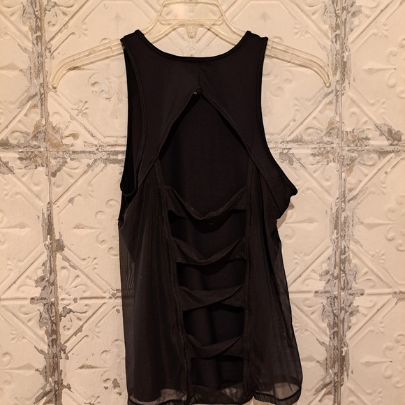 Victoria's Secret Victoria Sport Cut Out Muscle Tee - XS - Picture 3 of 12